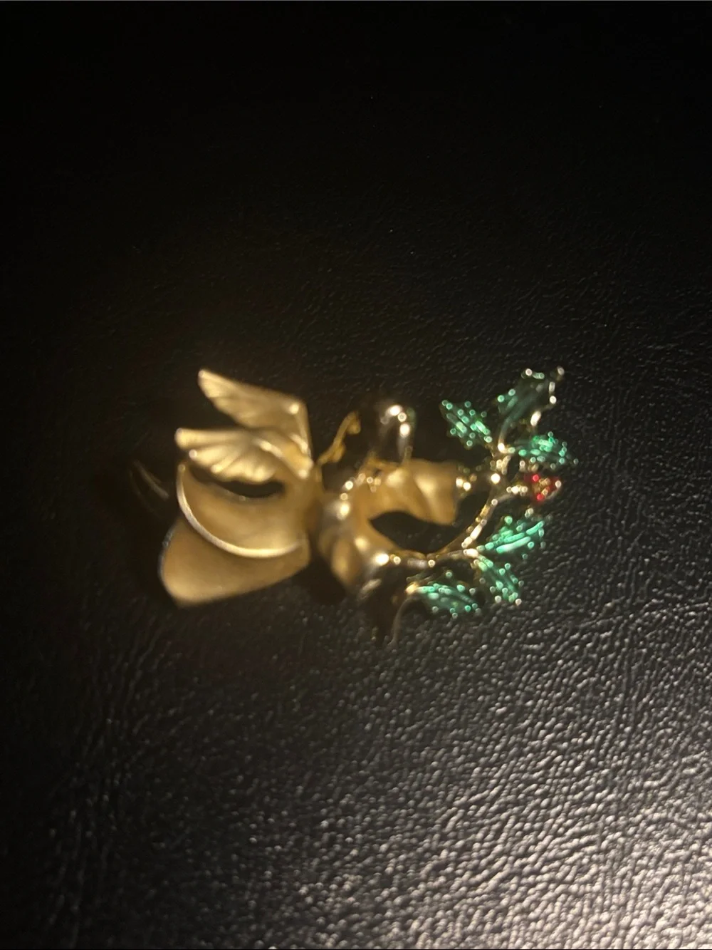 Vintage Holiday Pin set